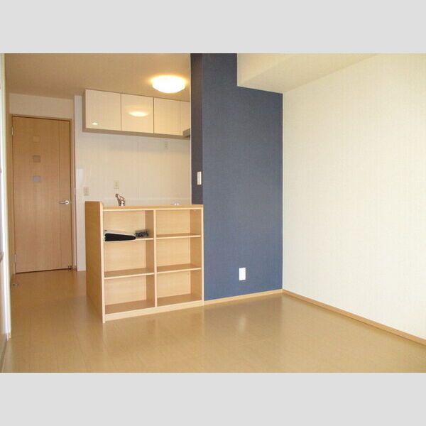 グレイスコート 103(リビング)