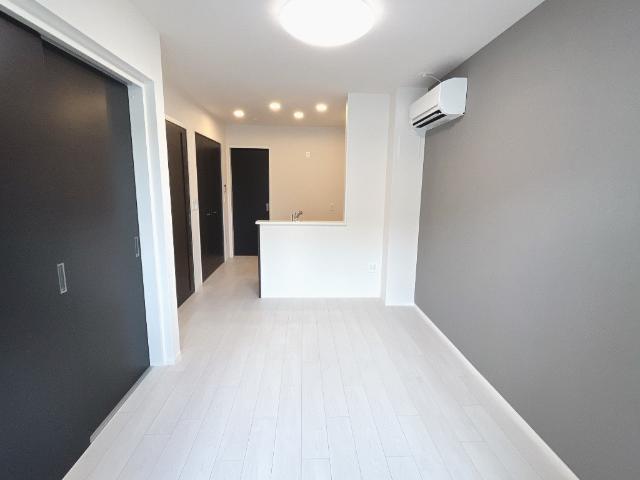 ｉｌｅ　ｖｉｌｌａｇｅ（イル　ヴィラージュ）205号室 リビング