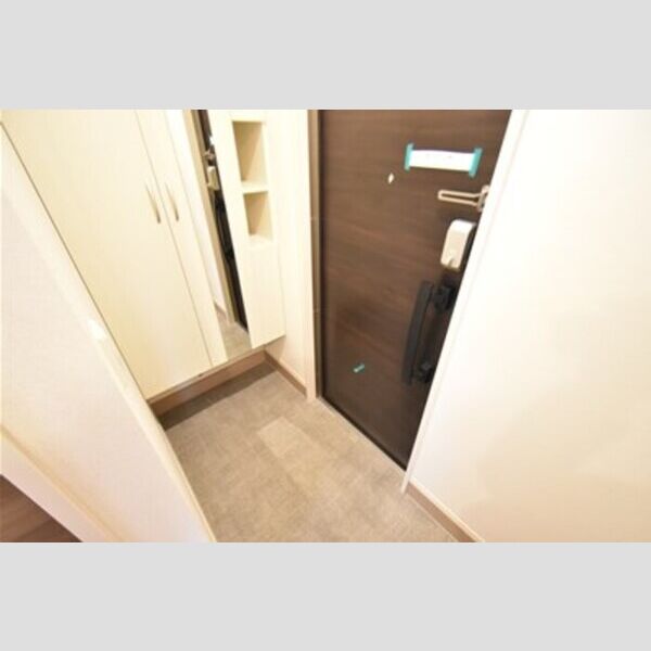 D-room浜町102号室 玄関