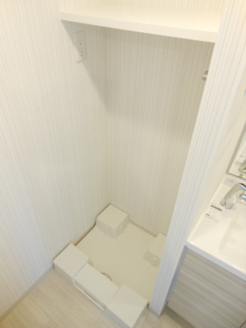 ガーラ・アヴェニュー武蔵小杉1階 室内洗濯機置場