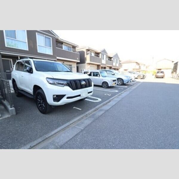 サニーウェル　B 駐車場