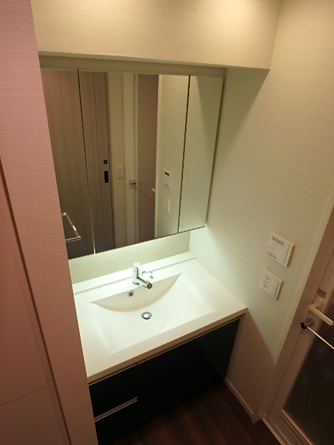 ガーラ・レジデンス文京白山 洗面