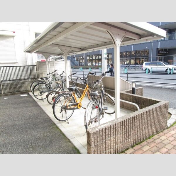 シャルマン南八幡 駐輪場