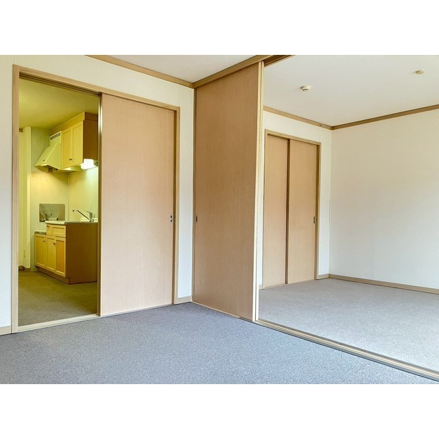 ＳＨＯＮＡＮ 右洋室