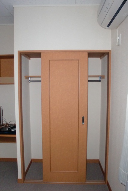 レオパレスＣＩＥＬ209号室 内観