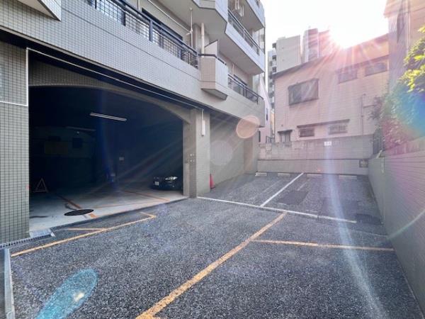ＩＳＭ西日暮里 駐車場