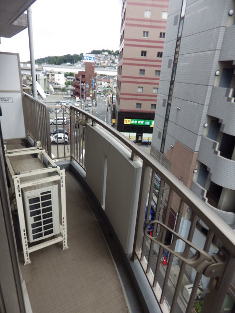 ベルドミール高幡0501号室 バルコニー