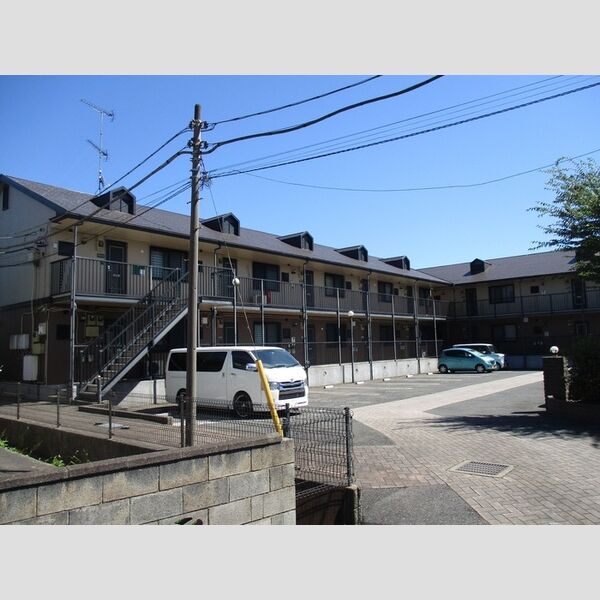 ティグリス102号室 建物外観