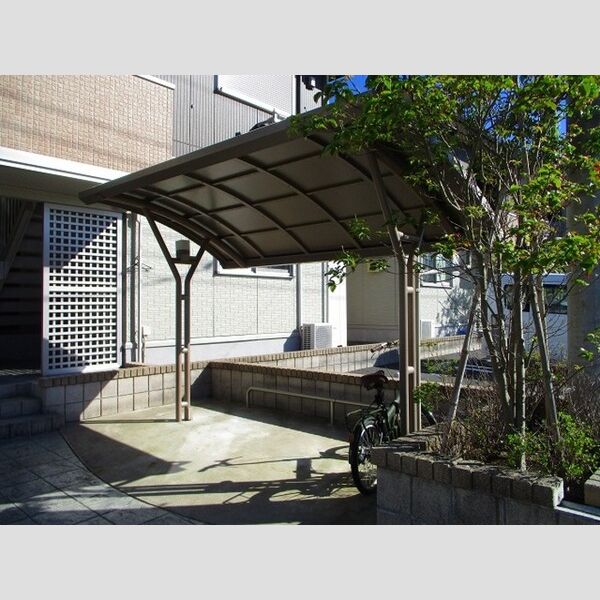 フェザント　東館 駐輪場