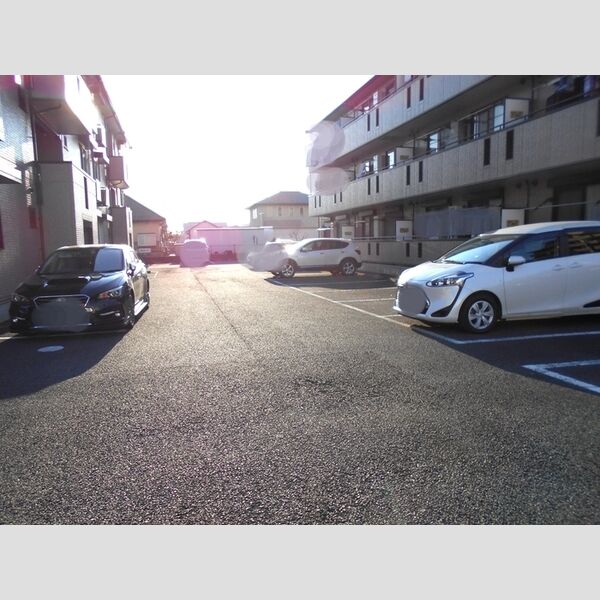 サニーグランパ　B 駐車場