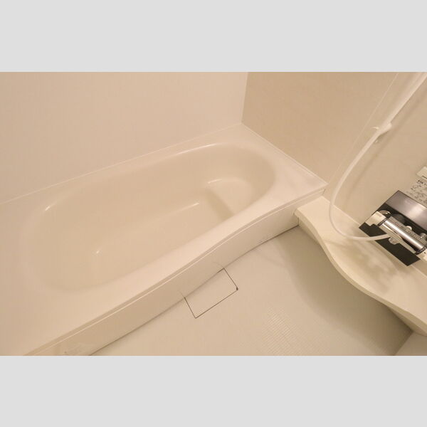 GRACE SQUARE104号室 追い焚き給湯1坪タイプ