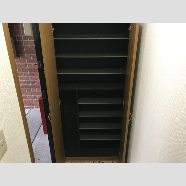 ヴィクトワール　ABB202号室 玄関