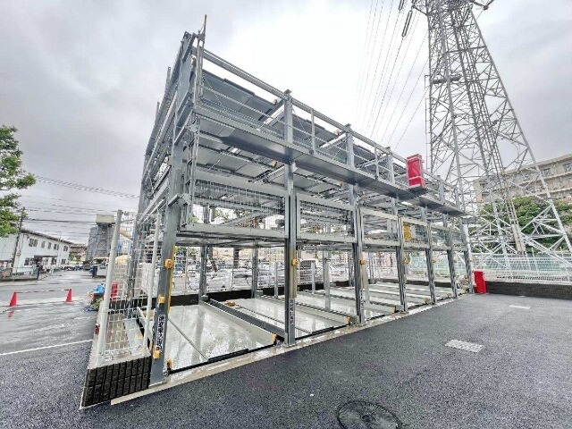 クレヴィスタ横浜綱島2階 駐車場