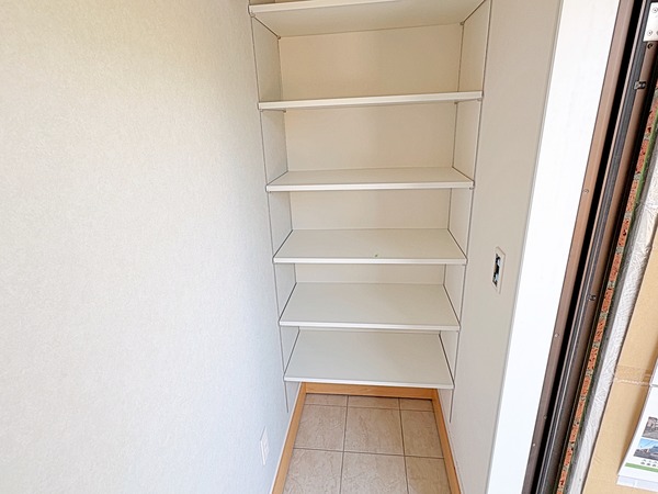 バレミックス辻堂103号室 玄関