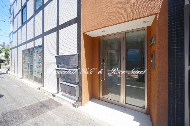 ｂ’ＣＡＳＡ　Ｒ201号室 エントランス