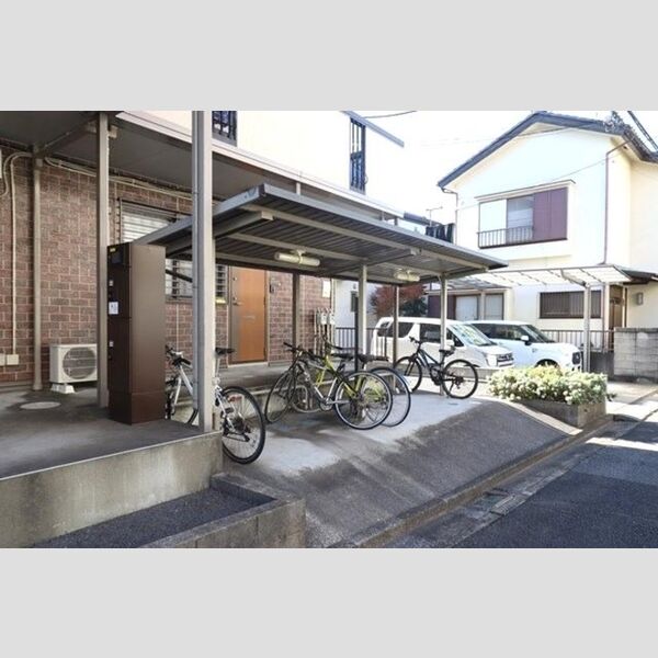 コモド八ヶ崎　A・BA201号室 駐輪場