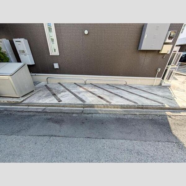 グラン・カオル 駐輪場