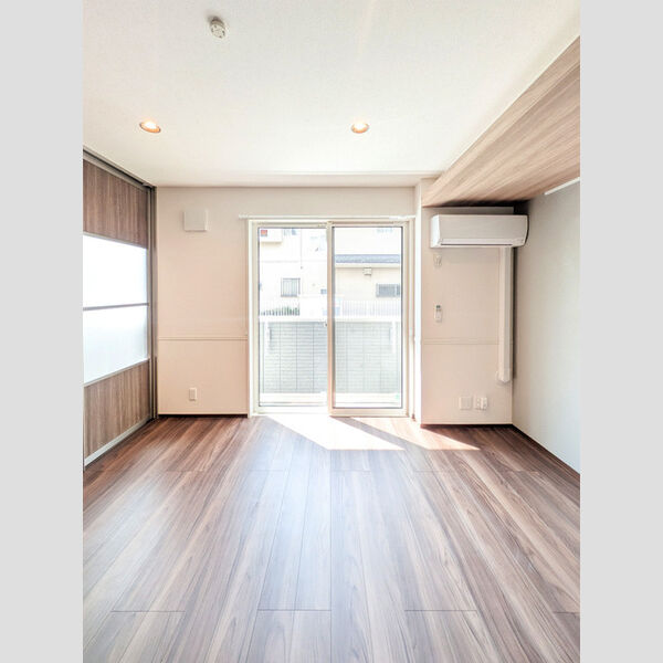 ノーブルパレス芝中田101号室 LDK