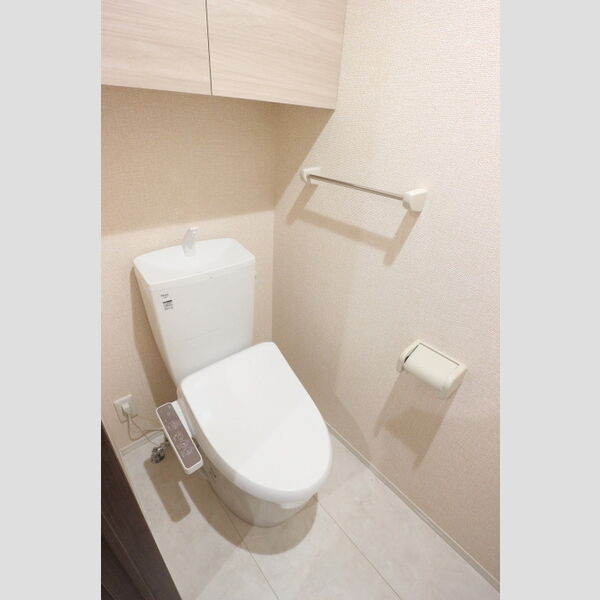 フライハイト303号室 温水洗浄暖房便座