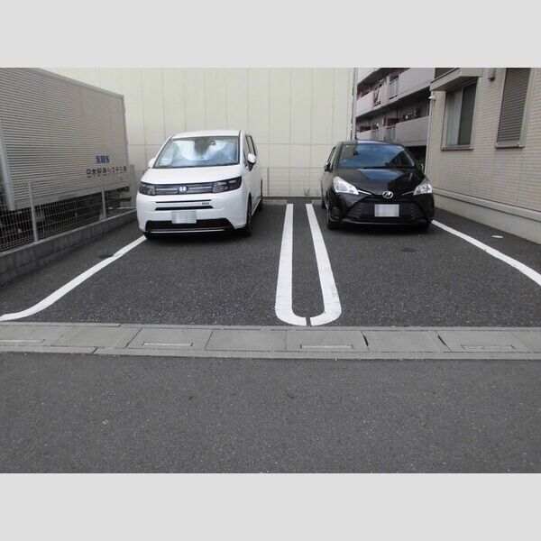 パーチェ・ユー 駐車場