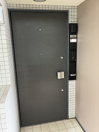 パークハウス三ツ沢ヒルトップテラス 玄関※2026年7月の写真