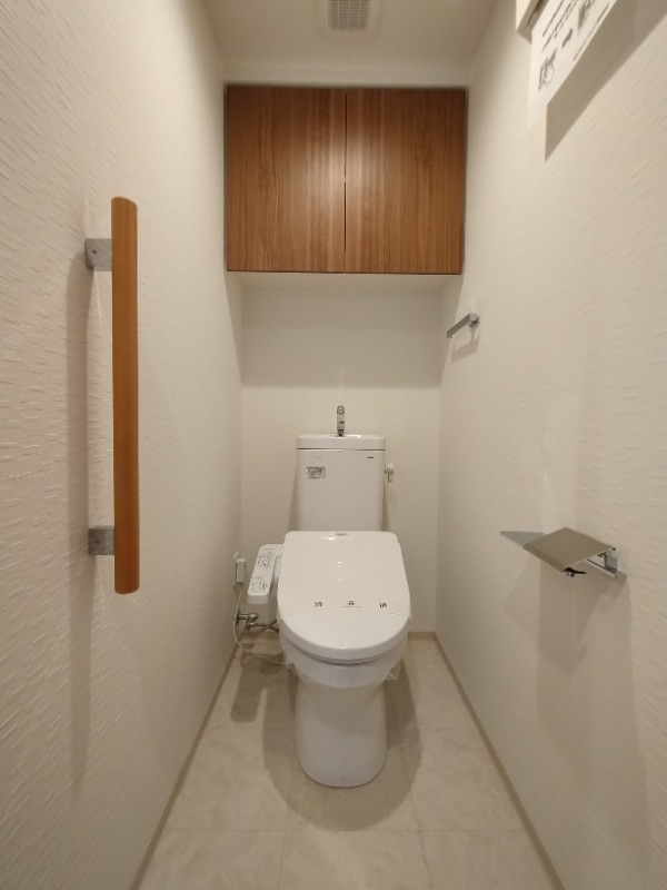 クレイシア板橋本町1階 トイレ