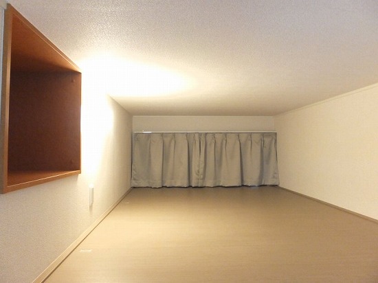 レオパレスシャンテ幕張 内観