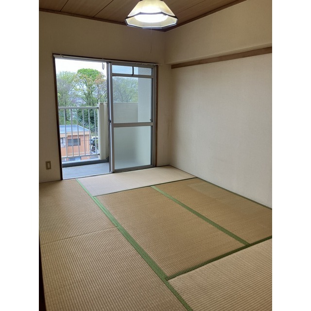 サンライズ新堀 内観