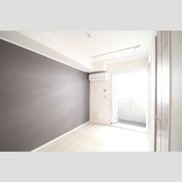 セレスティア大谷田305号室 洋室