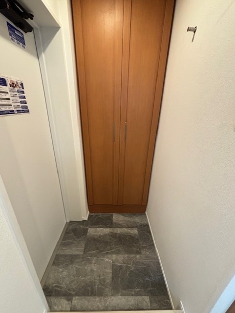 レジディア池尻大橋2階 玄関