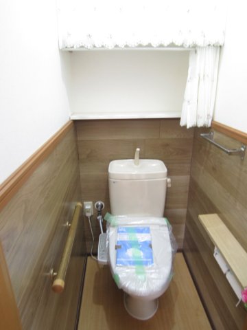 ソシア城山小路　伍番館0201号室 トイレ