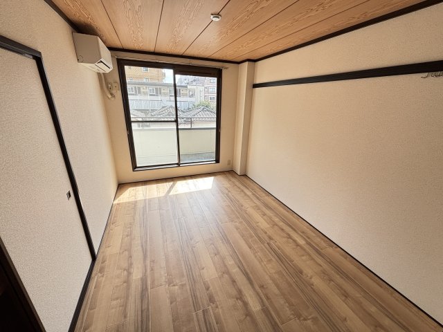 パークハイツスイメイ0102号室 同建物別部屋の参考画像