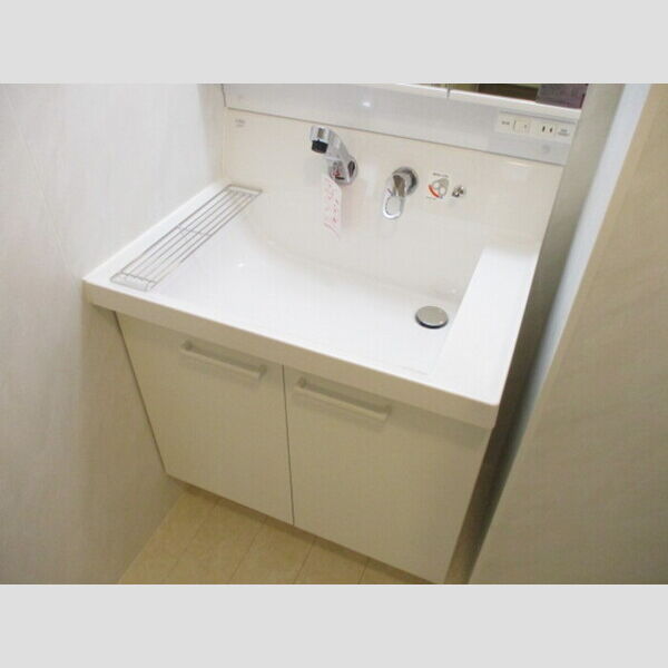 プチクールⅢ・Ⅴ　Ⅴ Ⅴ307(洗髪洗面化粧台)