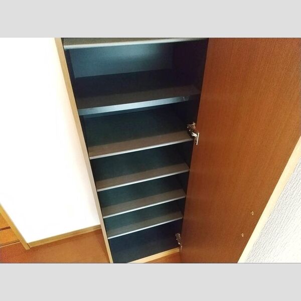 フルール　A,B,CC102号室 シューズボックス