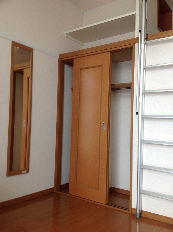 レオパレスサン　ドエル104号室 内観