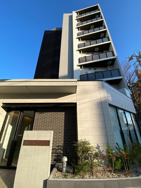 ロイジェント世田谷野沢 エントランス