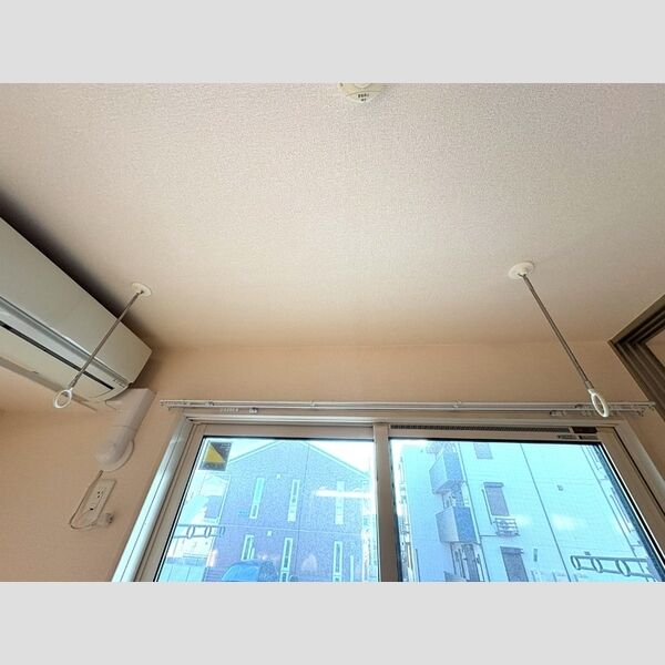 グリーンコート　B102号室 室内物干し