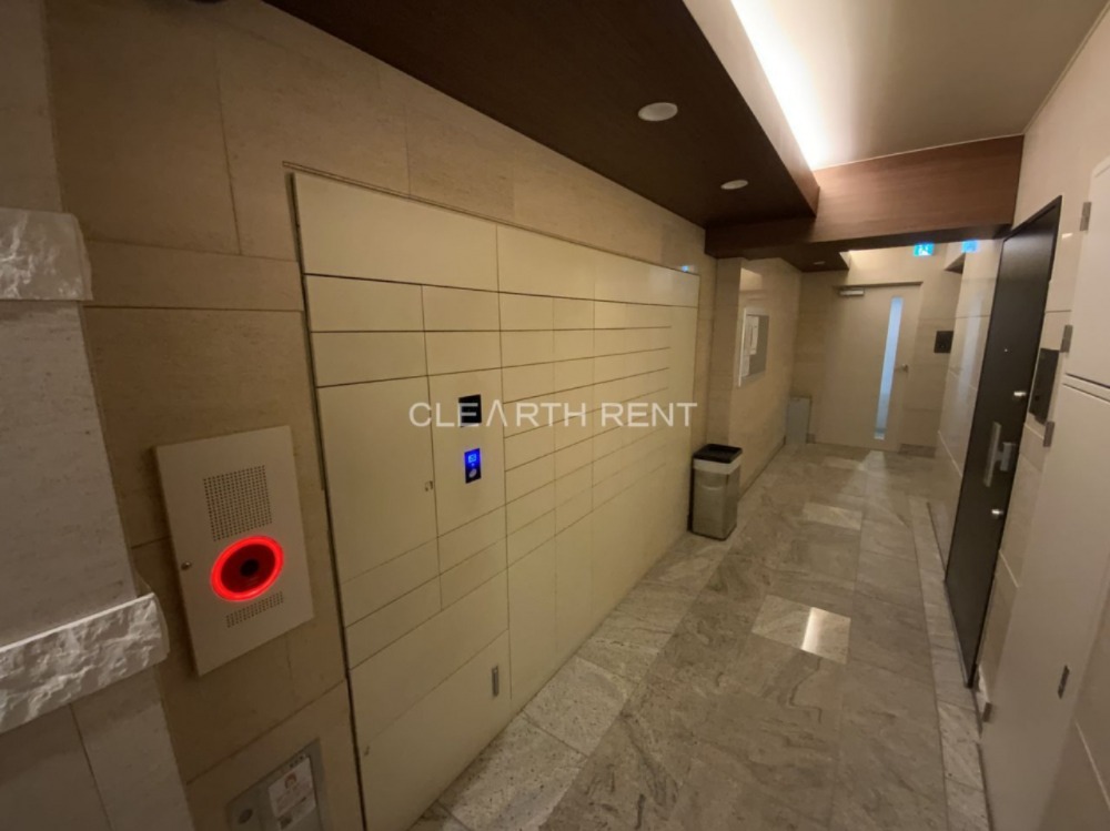 コンシェリア目白台 ＨＩＬＬＳＩＤＥ ＳＱＵＡＲＥ5階 24時間不在でも荷物が受け取れる宅配ボックス/メールボックス