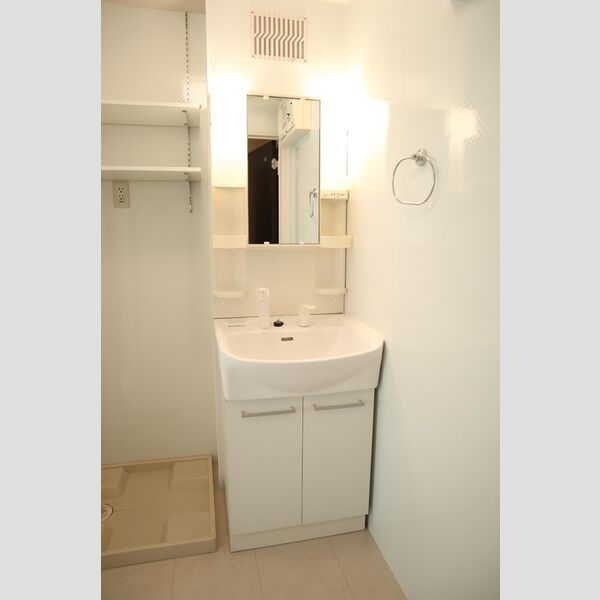 セジュール・アイ 洗髪洗面化粧台