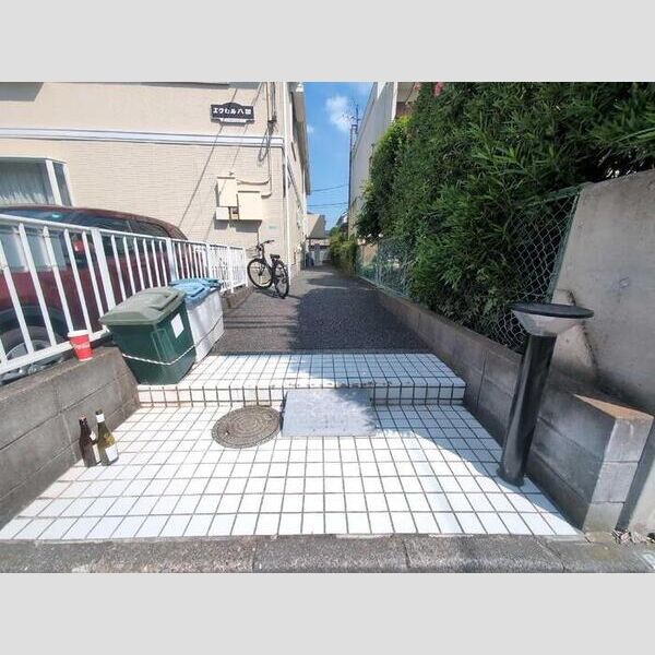 エクセル八雲 エントランス