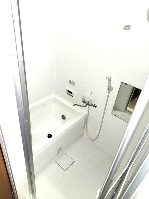 アルファメゾン二番館2D号室 他号室の写真です。