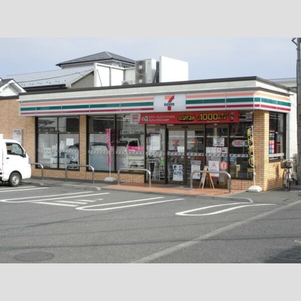 プレシャスコート聖蹟302号室 セブンイレブン多摩関戸2町目店