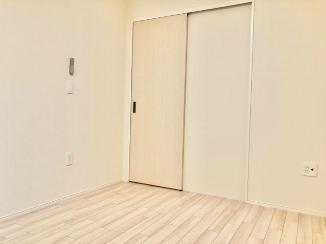 メゾン　ウィステリア102号室 洋室