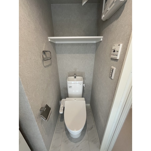 エクセラン中浦和203号室 内観