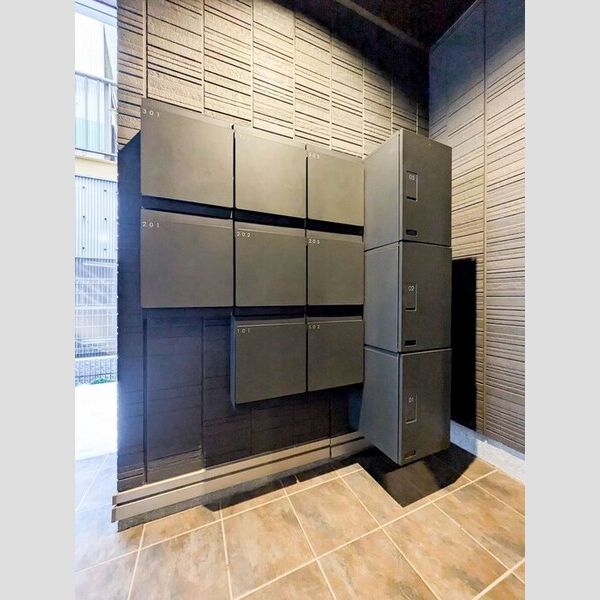 サンク アン 吉祥寺 宅配ボックス、集合ポスト