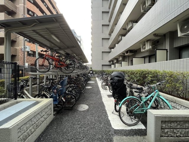藤和シティスクエア練馬3階 駐輪場