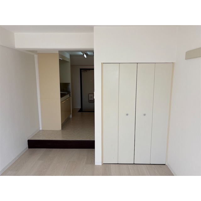 メゾンゼルコーワ 内観