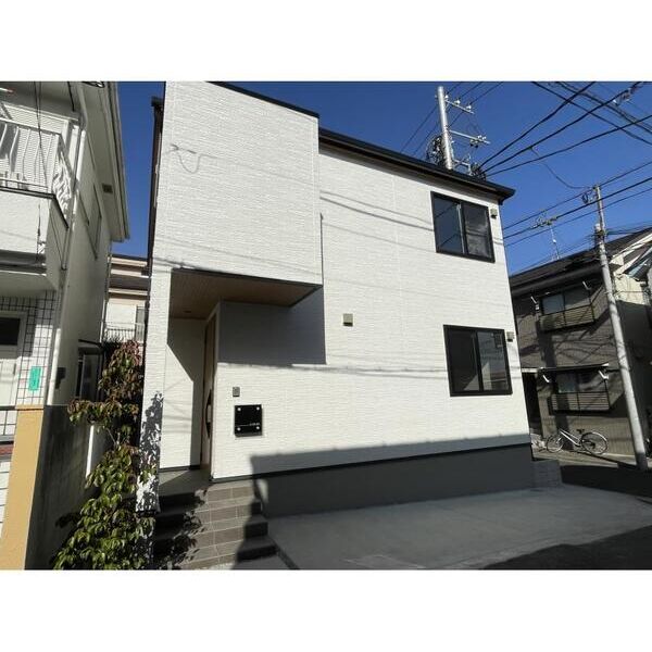 杉並区和泉1丁目貸家 外観