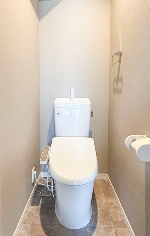 シャトードラペ トイレ