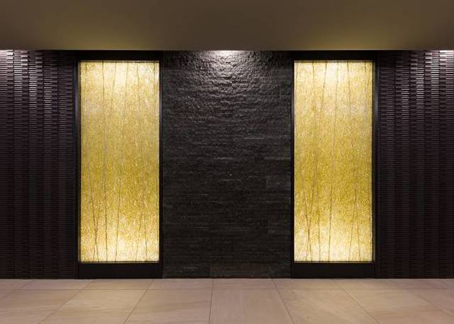 ガーラ・ヴィスタ調布3階 ゆとりのあるロビーです